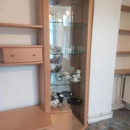 Апартаменты Mit Garten In Zentrum *